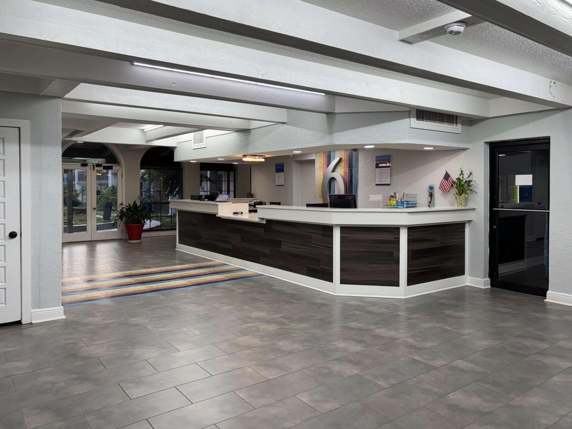 La Casa Inn&suites