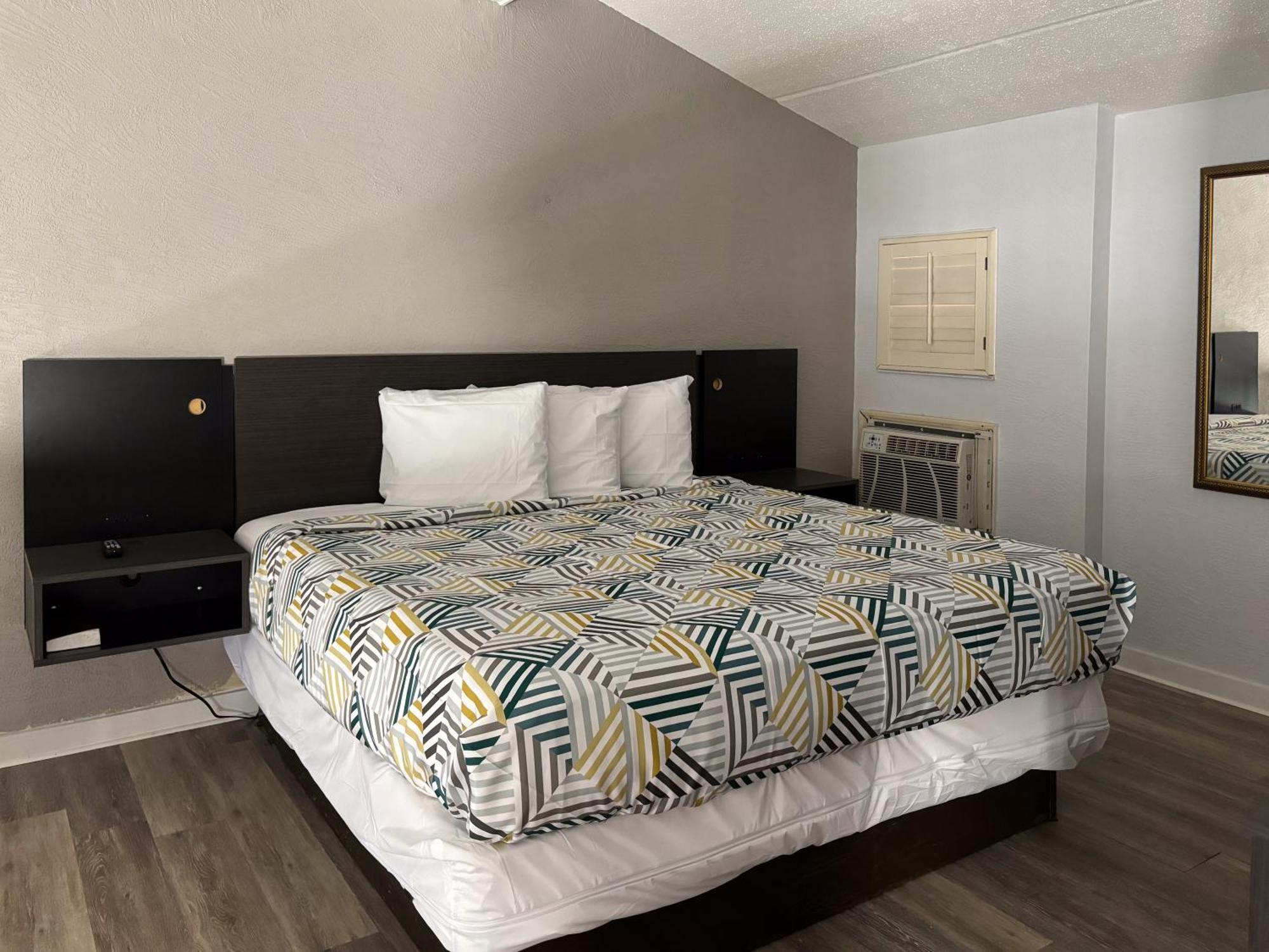 Hotel La Casa Inn&suites Tallahassee