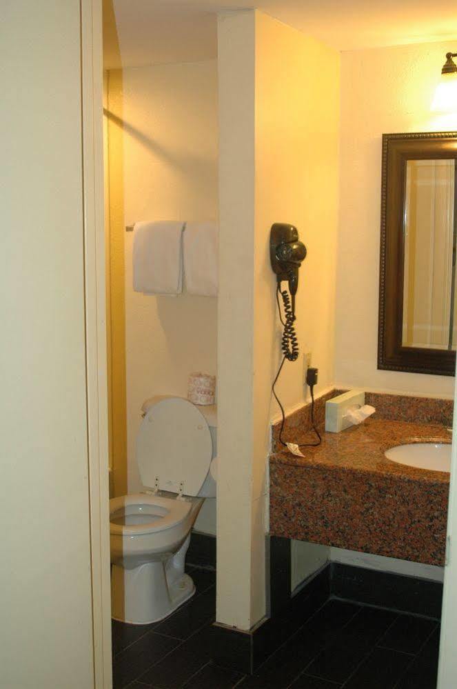 Hotel La Casa Inn&suites 2*